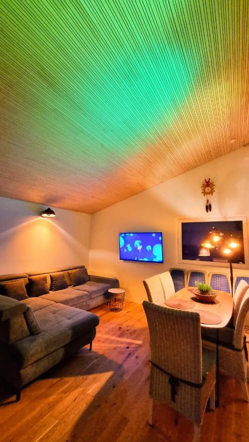 Exklusives Holzhaus Mit Bergbahn - Baden-Baden Im Schwarzwald Villa Luaran gambar